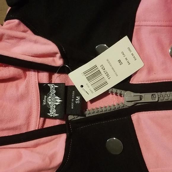 Disney Kingdom Hearts Sleeveless Jacket - Picture 5 of 5